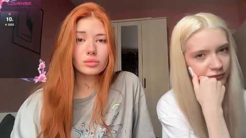 Bella and Alexandra online show from 06/09/26, 06:36