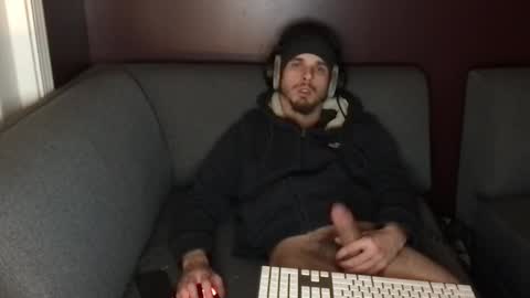 kxng222 online show from 12/14/25, 05:35