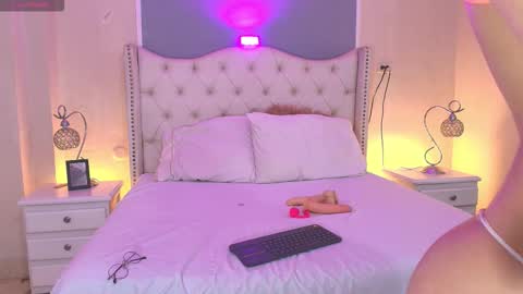 Snapshot of kya_wild chatting on 10/09/25, 08:45 kya_wild online show from 10/09/25, 08:45