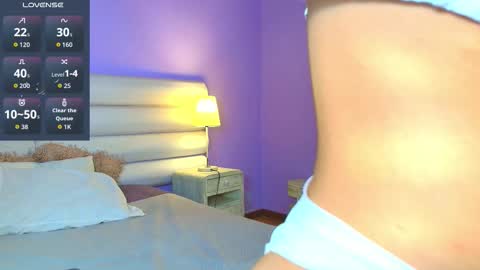 Snapshot of kya_wild chatting on 11/25/25, 04:40 kya_wild online show from 11/25/25, 04:40