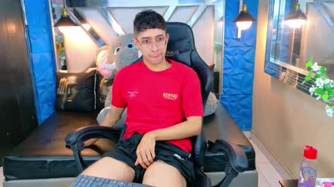 Snapshot of kygo_williams chatting on 09/19/25, 02:29 Kygo online show from 09/19/25, 02:29