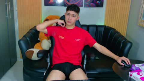 Snapshot of kygo_williams chatting on 09/22/25, 03:25 Kygo online show from 09/22/25, 03:25