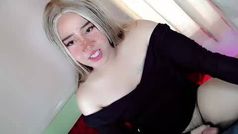 kyla online show from 09/25/25, 01:53