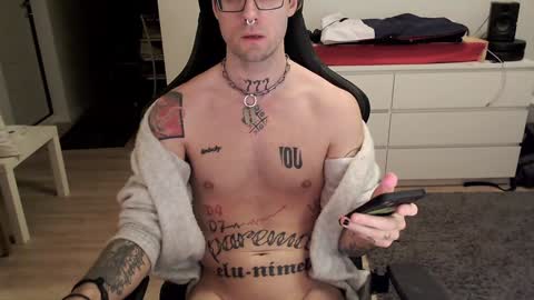 Kyle online show from 01/12/25, 06:38