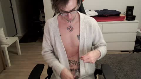 Kyle online show from 01/13/25, 02:18