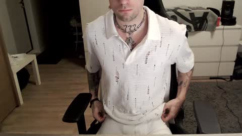 Kyle online show from 01/18/25, 03:42