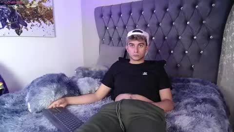 Kyle online show from 09/17/25, 12:45