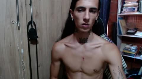 kyleer77 online show from 06/16/26, 04:42