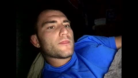 Snapshot of kylegotittt chatting on 12/22/24, 04:39 Hotbody545 online show from 12/22/24, 04:39