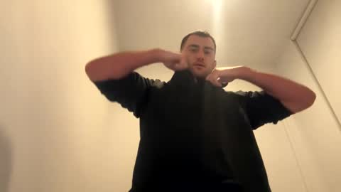 Snapshot of kylegotittt chatting on 02/14/25, 05:19 Hotbody545 online show from 02/14/25, 05:19