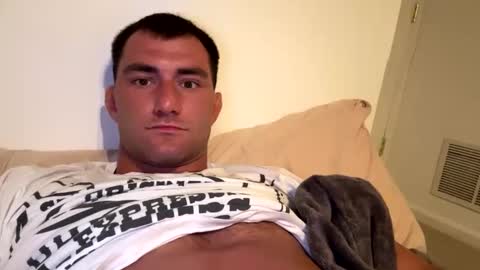 Snapshot of kylegotittt chatting on 09/26/25, 03:10 Hotbody545 online show from 09/26/25, 03:10