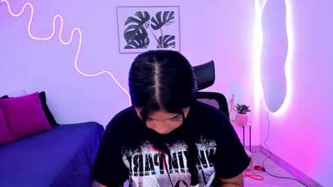 kyle online show from 09/21/25, 01:40