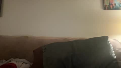 Snapshot of kylesingers chatting on 11/12/25, 09:42 kylesingers online show from 11/12/25, 09:42