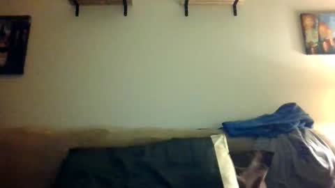 Snapshot of kylesingers chatting on 11/14/25, 07:29 kylesingers online show from 11/14/25, 07:29