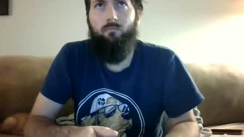 Snapshot of kylesingers chatting on 12/18/25, 01:06 kylesingers online show from 12/18/25, 01:06