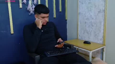 Kyliam online show from 07/25/26, 01:04