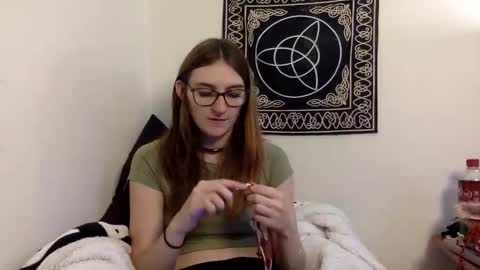 Kylianna online show from 11/25/25, 08:31