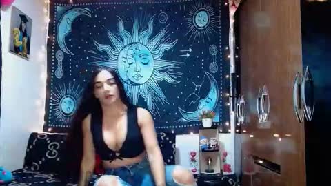 Snapshot of kylie_capricorn chatting on 02/20/26, 05:35 kylie online show from 02/20/26, 05:35