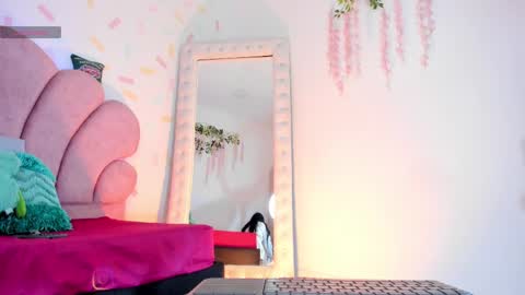 Kylie online show from 03/09/25, 02:39