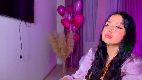 Kylie Lips online show from 12/05/24, 06:44