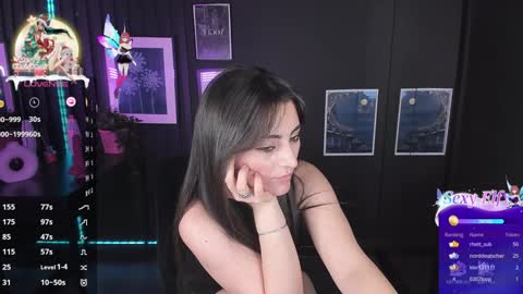 Kylie online show from 12/22/24, 08:49
