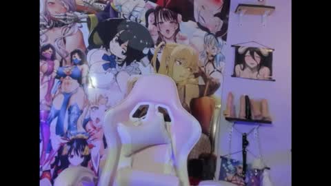  KYLIE online show from 10/12/25, 04:33