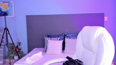 Kylie Reyes  online show from 12/07/24, 05:53