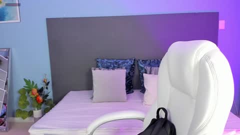 Kylie Reyes  online show from 12/12/24, 07:48