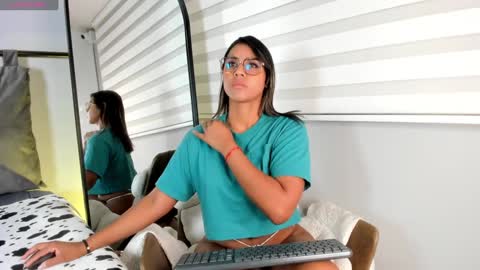 Kylie  online show from 12/30/24, 11:06
