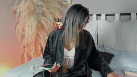 Kylie  online show from 01/14/25, 02:40