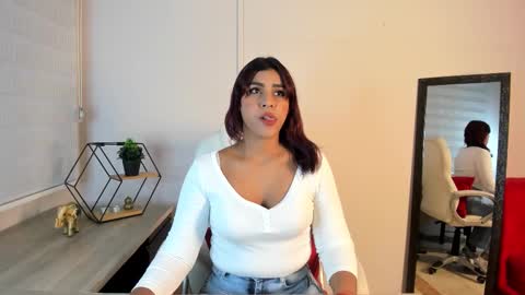 Kylie  online show from 09/08/25, 07:46