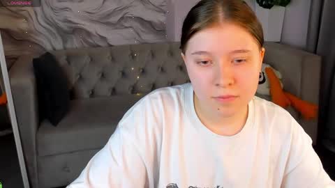 Snapshot of kylie_voss chatting on 06/09/26, 03:07 Kylie online show from 06/09/26, 03:07