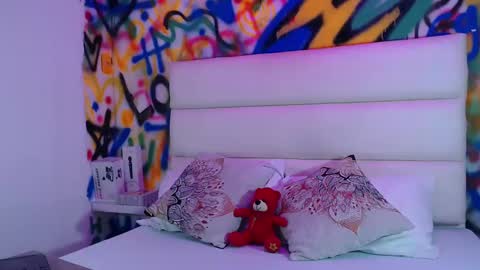 Melissa online show from 01/10/25, 10:39