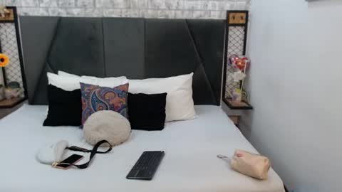 Melissa online show from 10/20/25, 10:05