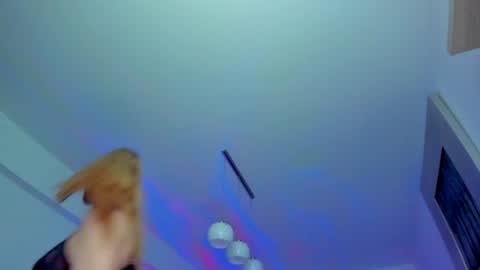 KYLIE online show from 12/29/24, 07:06