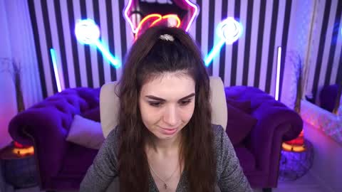 Nicole online show from 06/10/26, 07:07