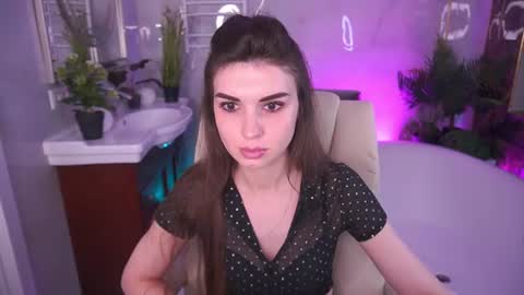 Nicole online show from 07/13/26, 07:11