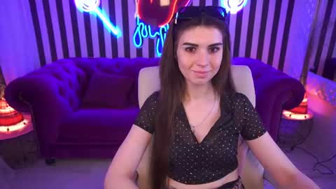 Nicole online show from 07/25/26, 06:55
