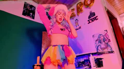 Snapshot of kyliekandy chatting on 09/19/25, 11:27 online show from 09/19/25, 11:27