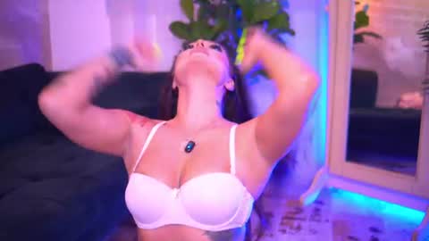 Kylie online show from 07/20/26, 08:00