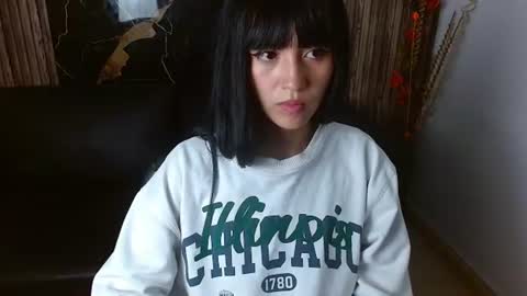 Snapshot of kylielove590977 chatting on 06/13/26, 07:45 kylielove590977 online show from 06/13/26, 07:45