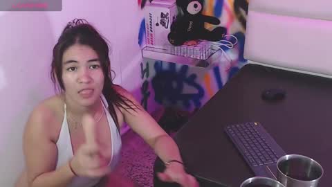 Kylie online show from 01/05/25, 02:30