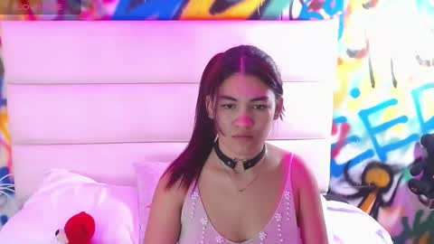 Kylie online show from 01/11/25, 02:04