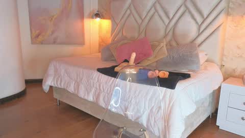 Snapshot of kylle_2050 chatting on 03/03/25, 11:44 Kyle online show from 03/03/25, 11:44