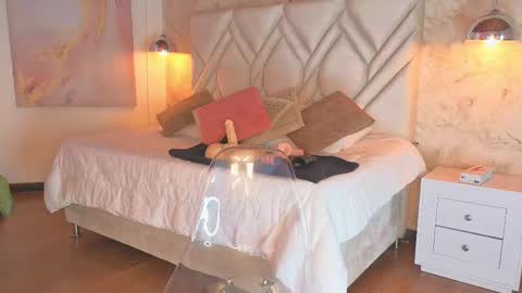 Snapshot of kylle_2050 chatting on 03/08/25, 11:48 Kyle online show from 03/08/25, 11:48