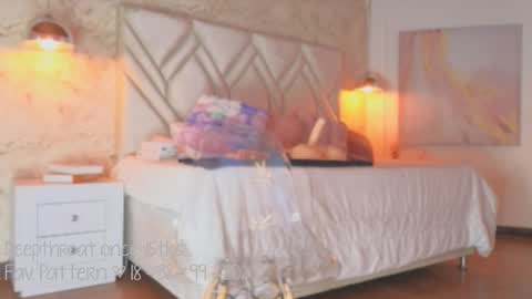 Snapshot of kylle_2050 chatting on 09/21/25, 11:23 Kyle online show from 09/21/25, 11:23