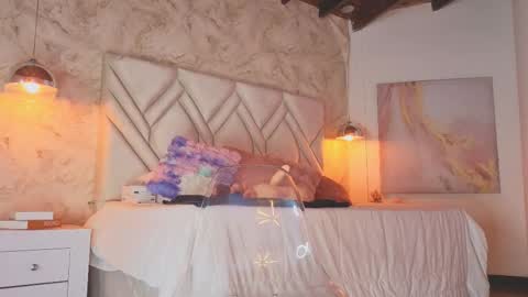 Snapshot of kylle_2050 chatting on 09/24/25, 11:24 Kyle online show from 09/24/25, 11:24