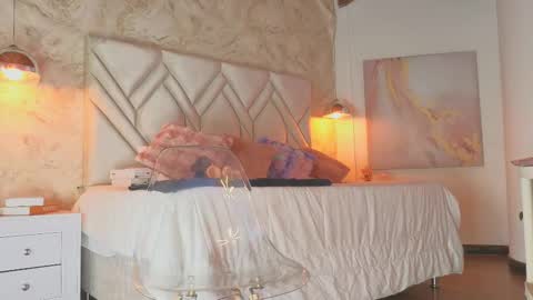 Snapshot of kylle_2050 chatting on 09/25/25, 11:25 Kyle online show from 09/25/25, 11:25