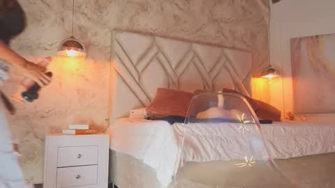 Snapshot of kylle_2050 chatting on 10/10/25, 11:20 Kyle online show from 10/10/25, 11:20