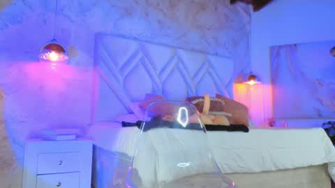 Snapshot of kylle_2050 chatting on 11/21/25, 11:20 Kyle online show from 11/21/25, 11:20